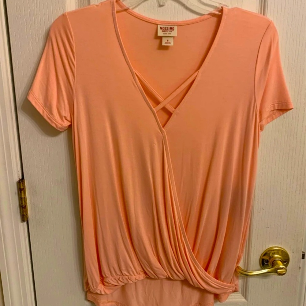Mossimo pink Women’s top